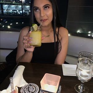 Meet your Posher, Priya